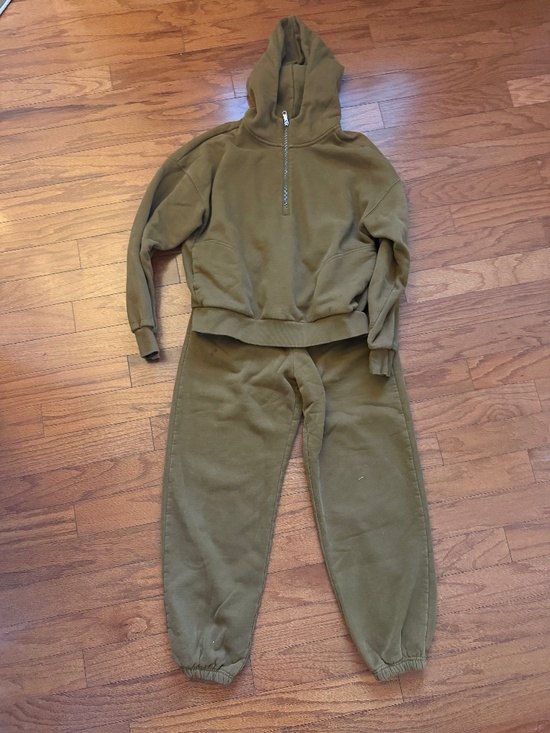 Vuori Pants - Brown Vuori Sweats Set